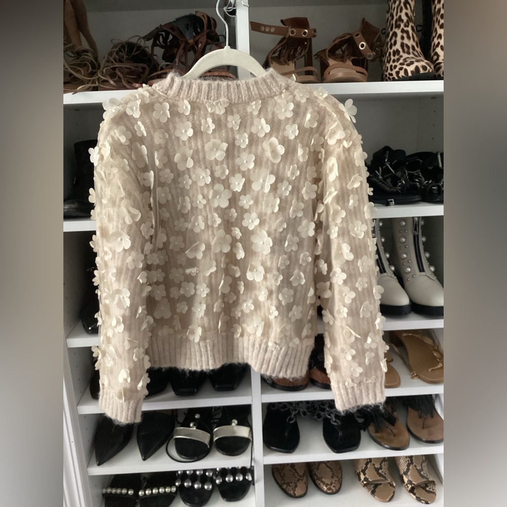 Cream Textured Sweater - Picture 4 of 4